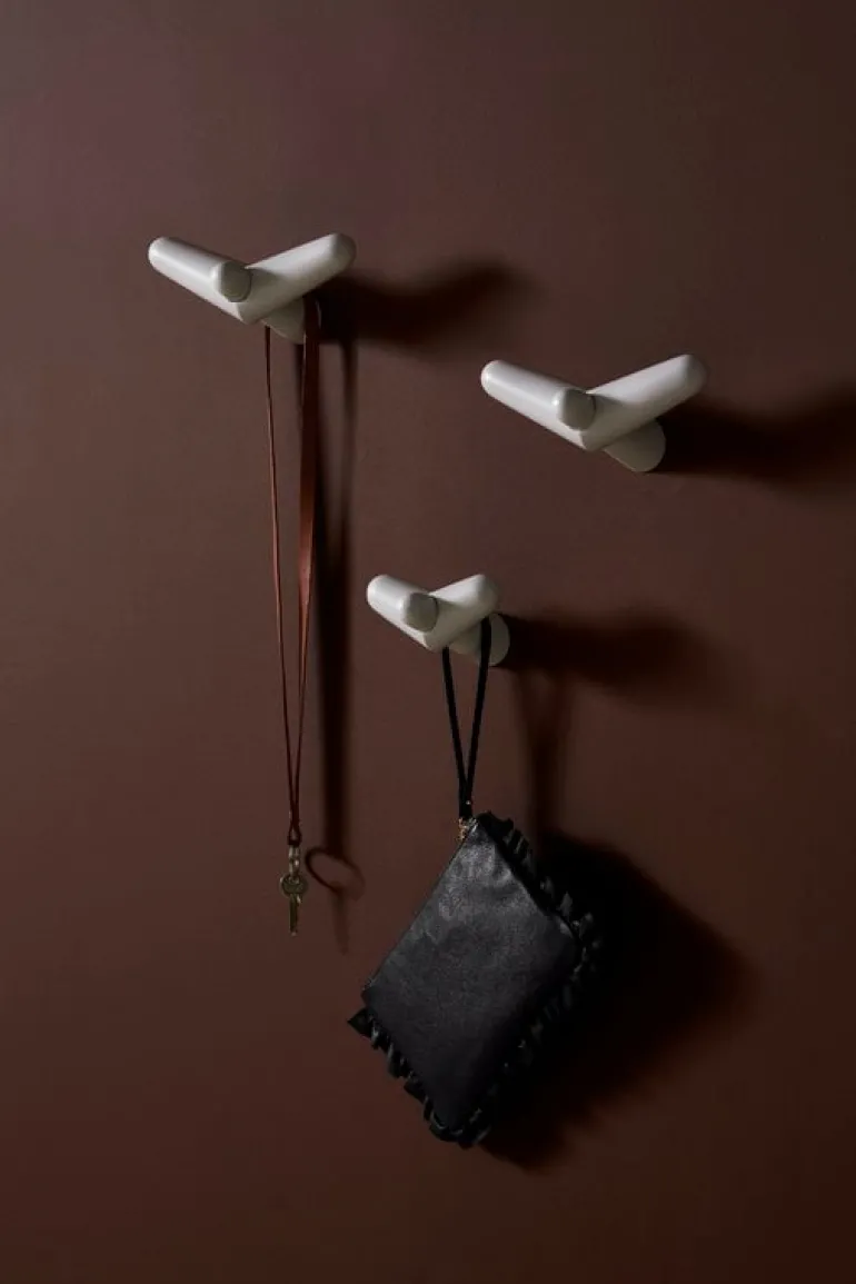 Woud Tail Wing hook, small, oak