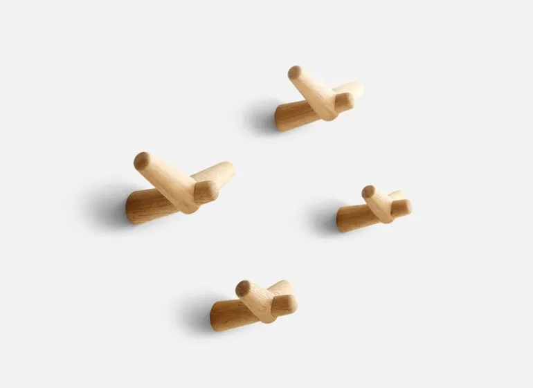 Woud Tail Wing hook, small, oak