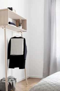 Woud Töjbox coat rack, large, oak