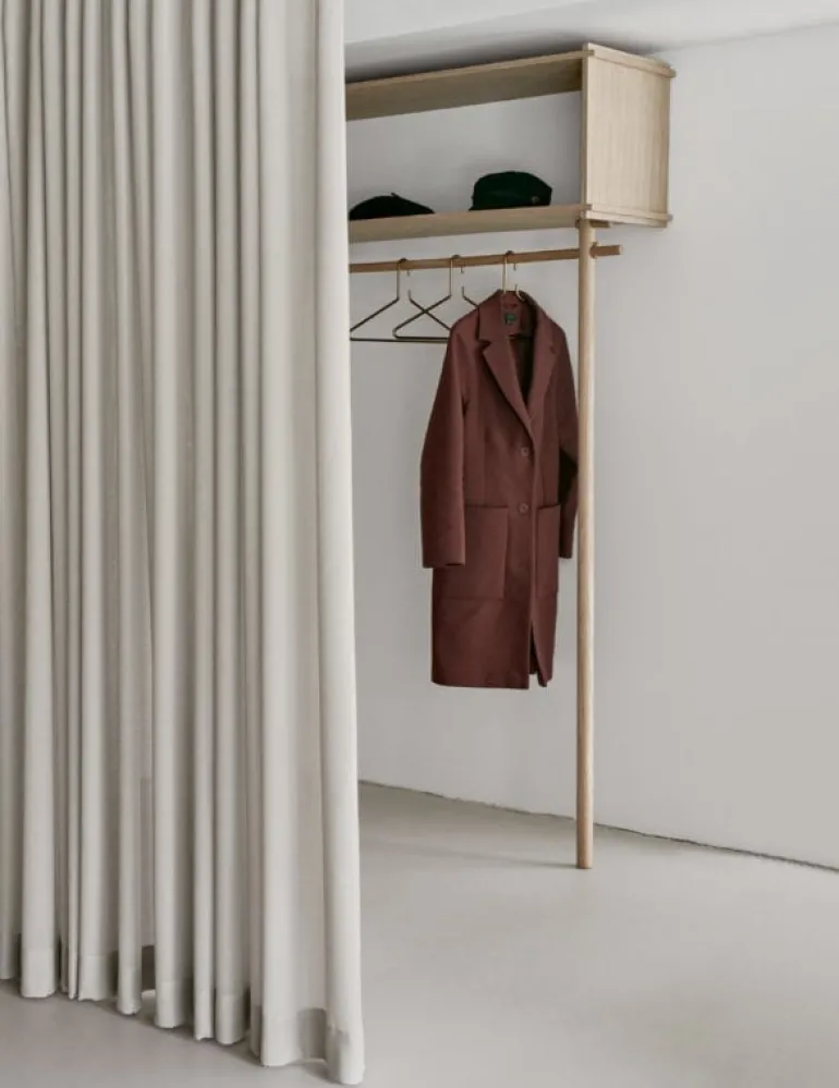 Woud Töjbox coat rack, large, oak